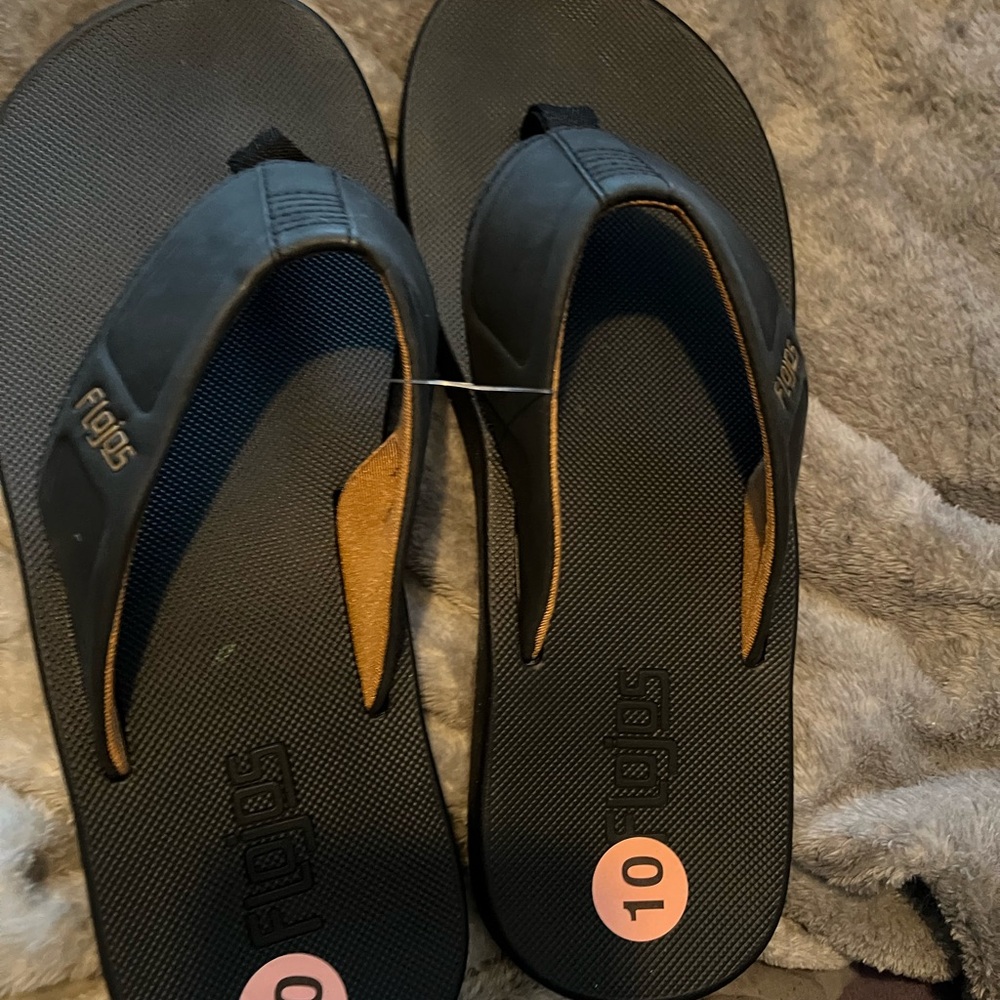 Flojos Black and Tan Sandals